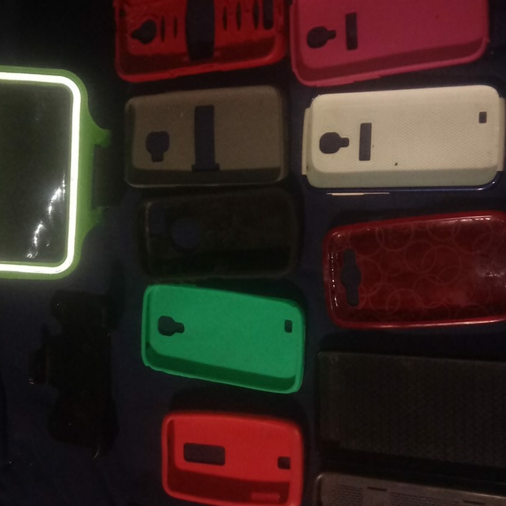 Phone cases - Picture 3 of 3